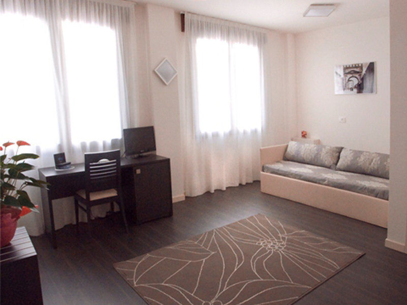 Hotel Giulio Cesare Rimini Ngoại thất bức ảnh